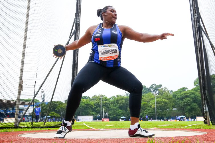 Andressa Morais, do Pinheiros, é uma das esperanças de medalha para o Brasil na Olimpíada de Tóquio no lançamento do disco.